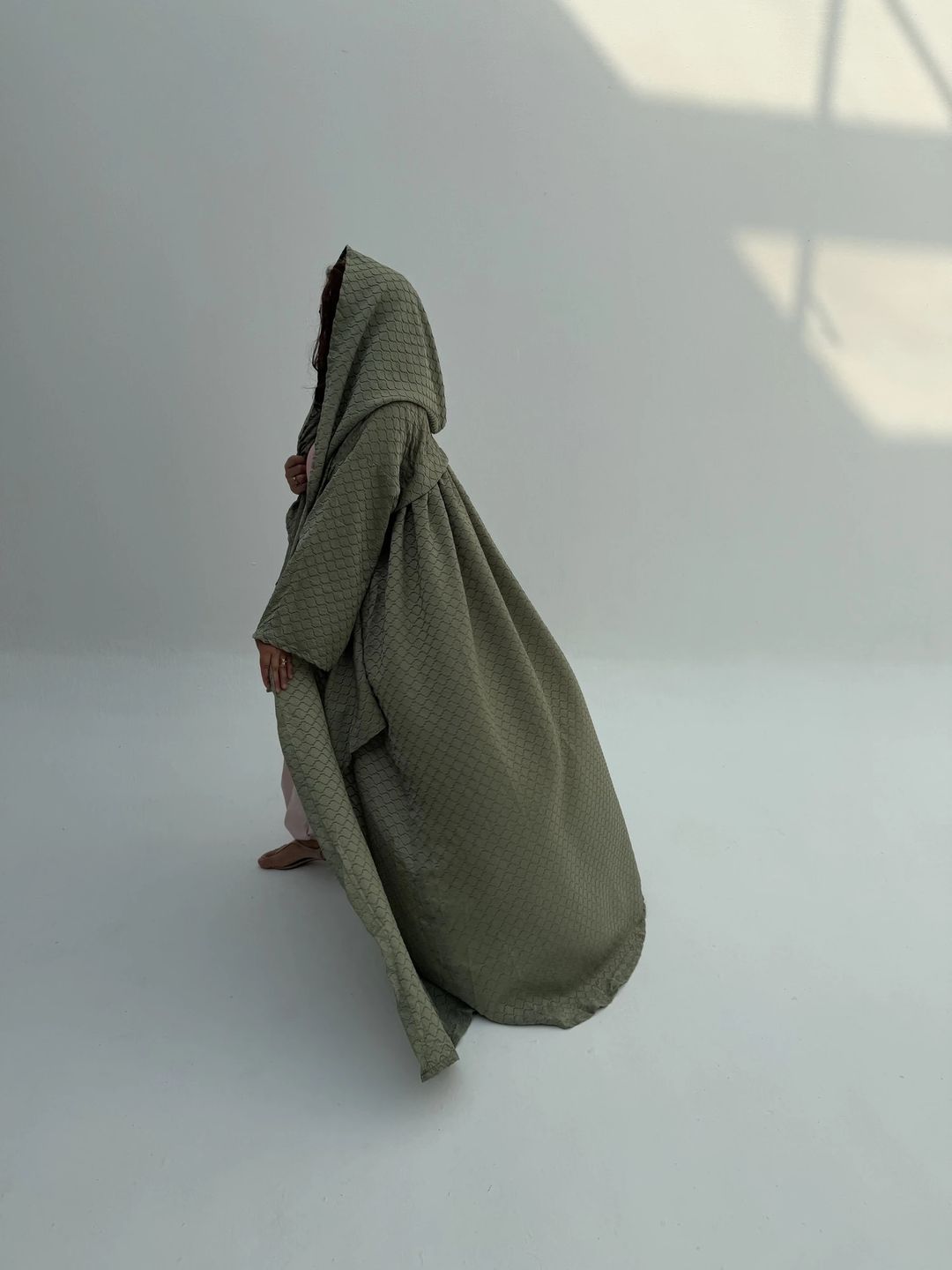 Light Hoodie Abaya H9 - 5