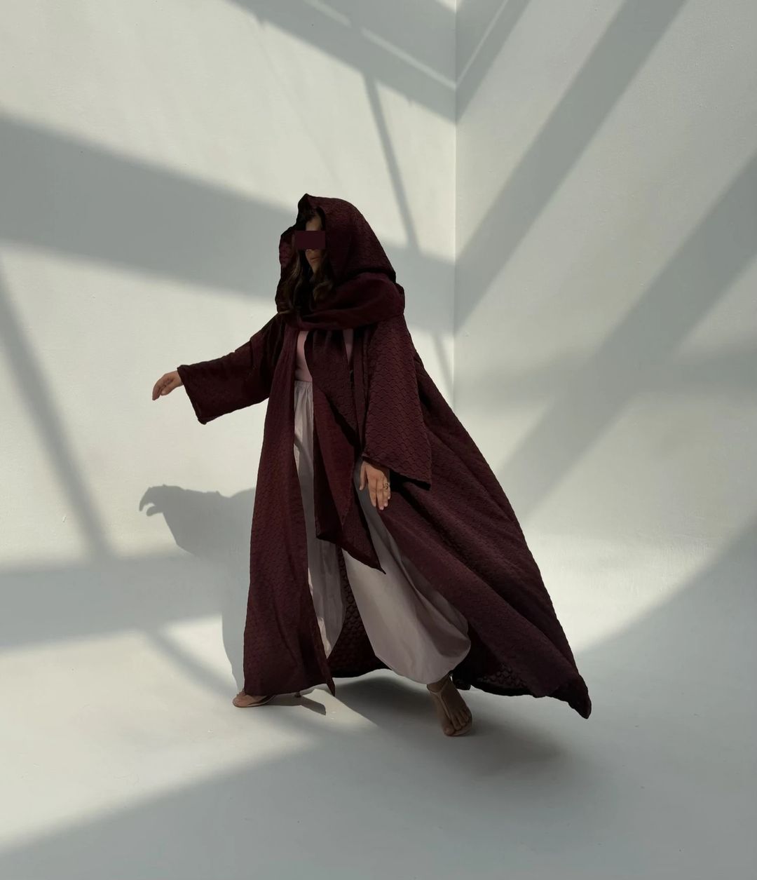 Light Hoodie Abaya H1 - 10