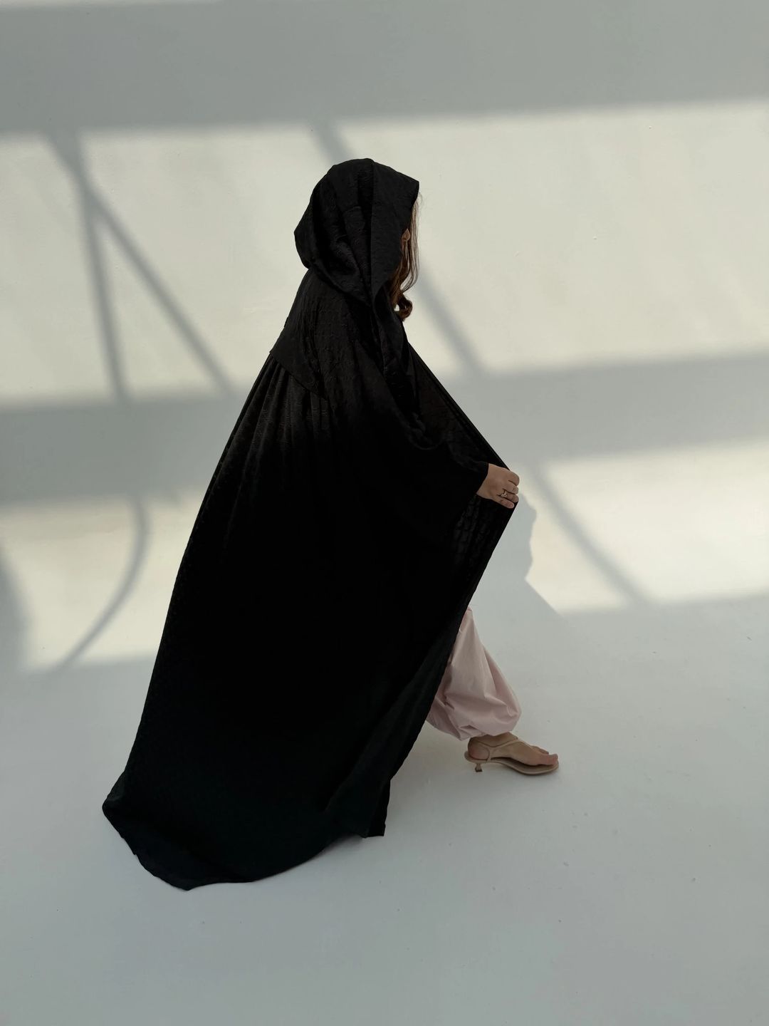 Light Hoodie Abaya H3 - 3