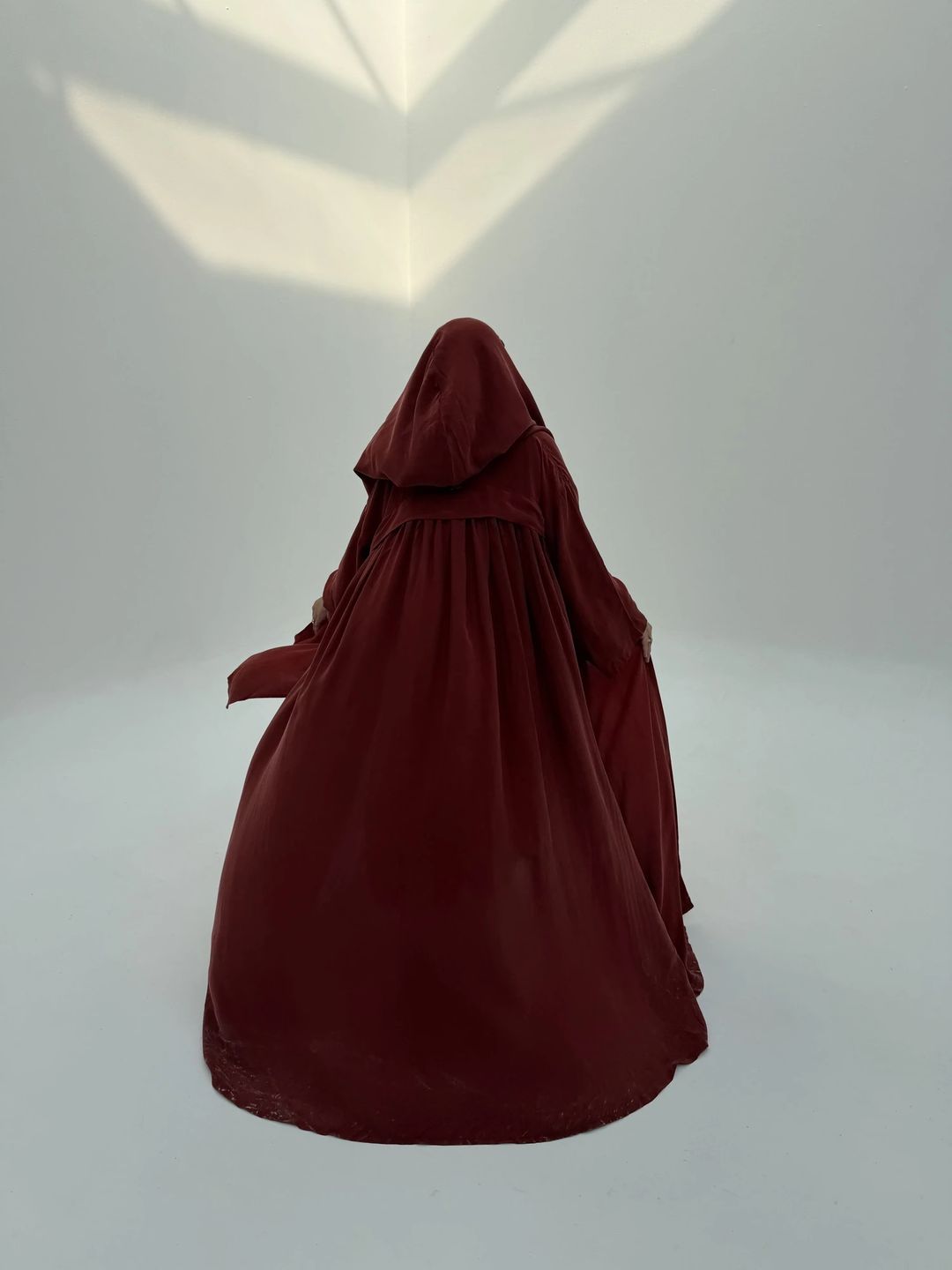 Light Hoodie Abaya H11 - 4