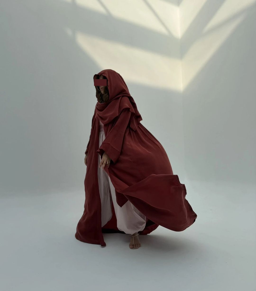 Light Hoodie Abaya H11 - 5