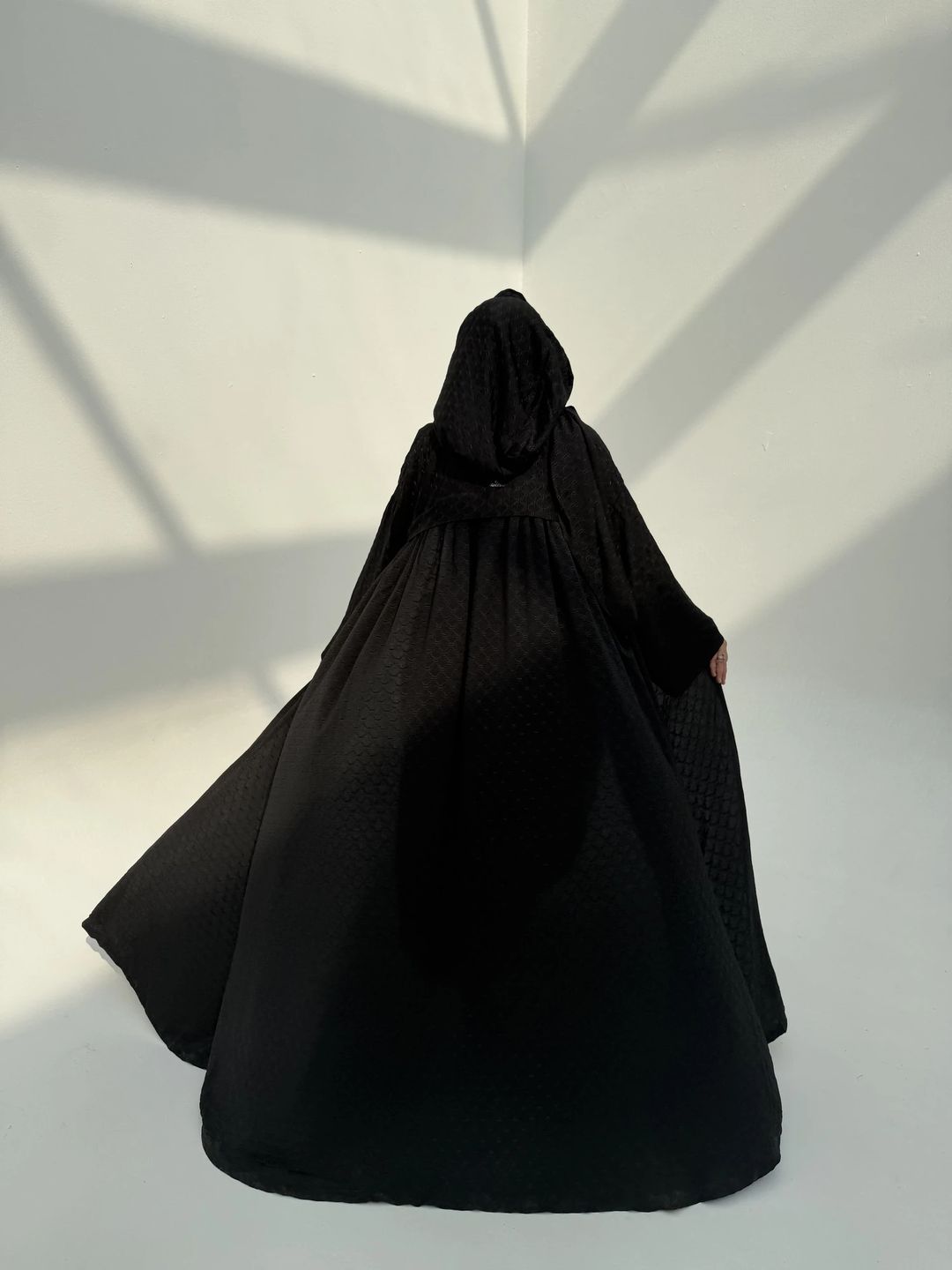 Light Hoodie Abaya H3 - 9