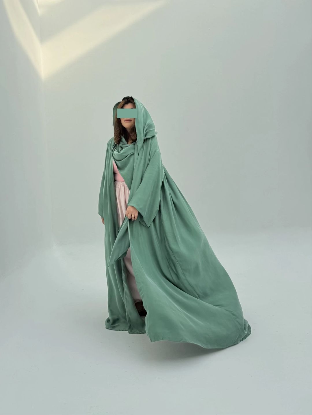 Light Hoodie Abaya H12 - 4