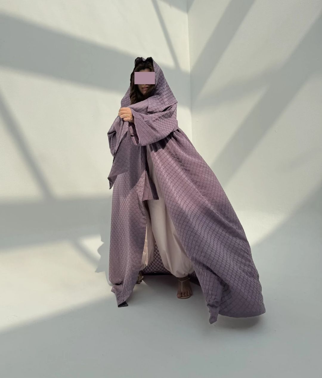 Light Hoodie Abaya H2 - 7