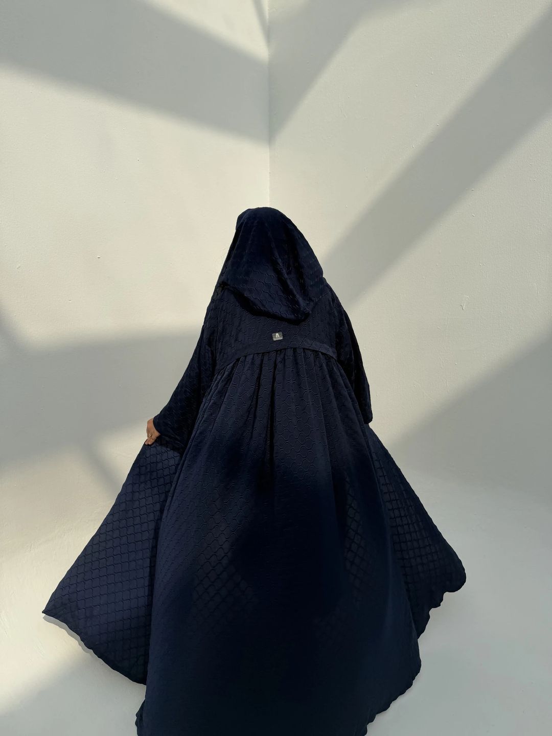 Light Hoodie Abaya H4 - 1