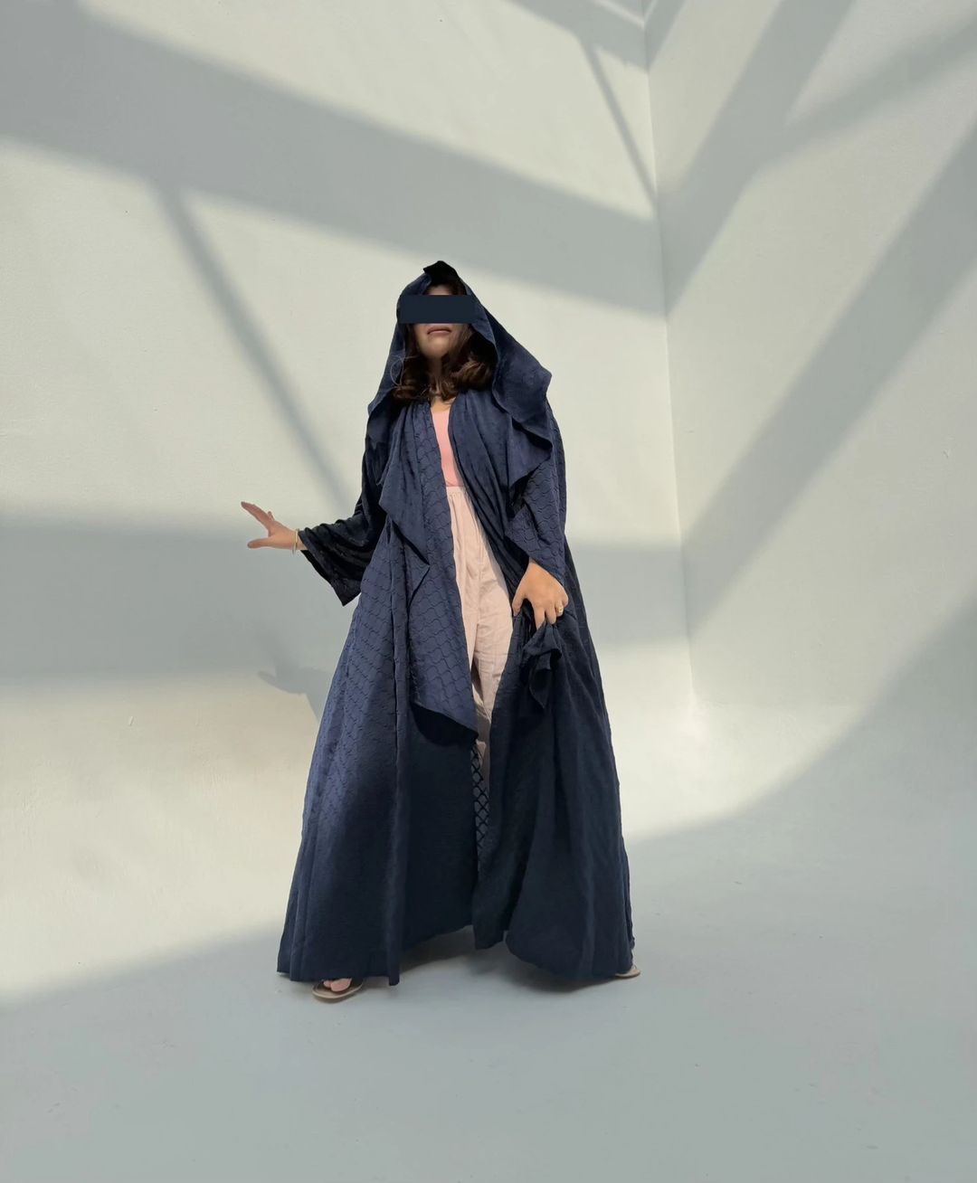 Light Hoodie Abaya H4 - 9