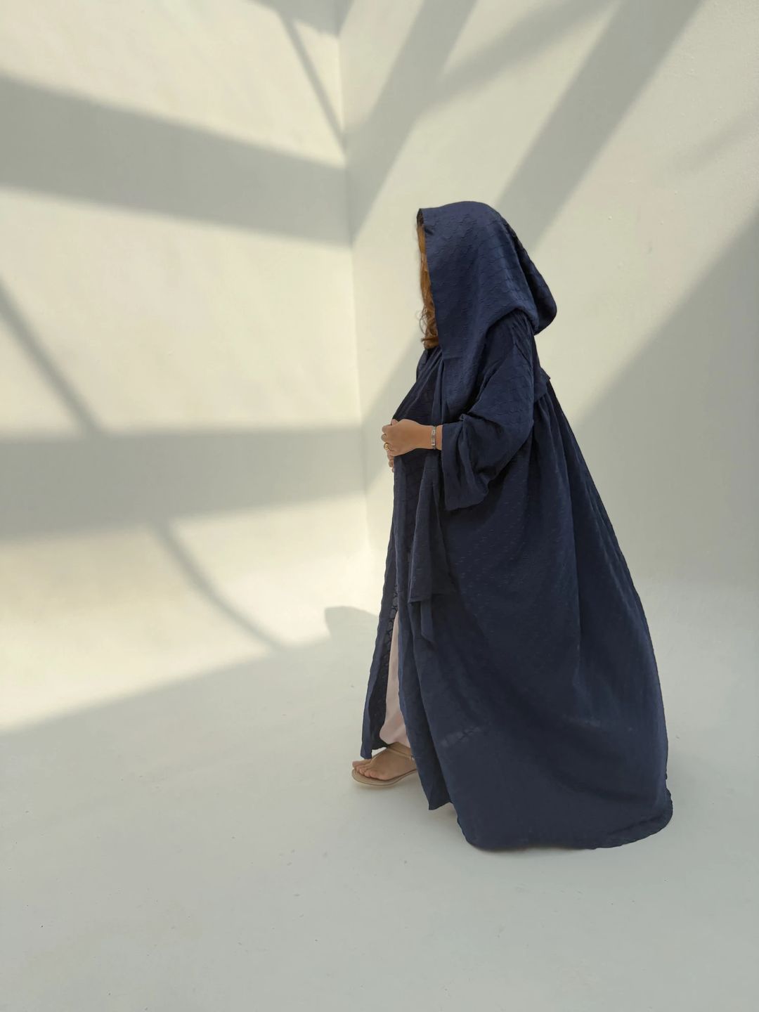 Light Hoodie Abaya H4 - 10