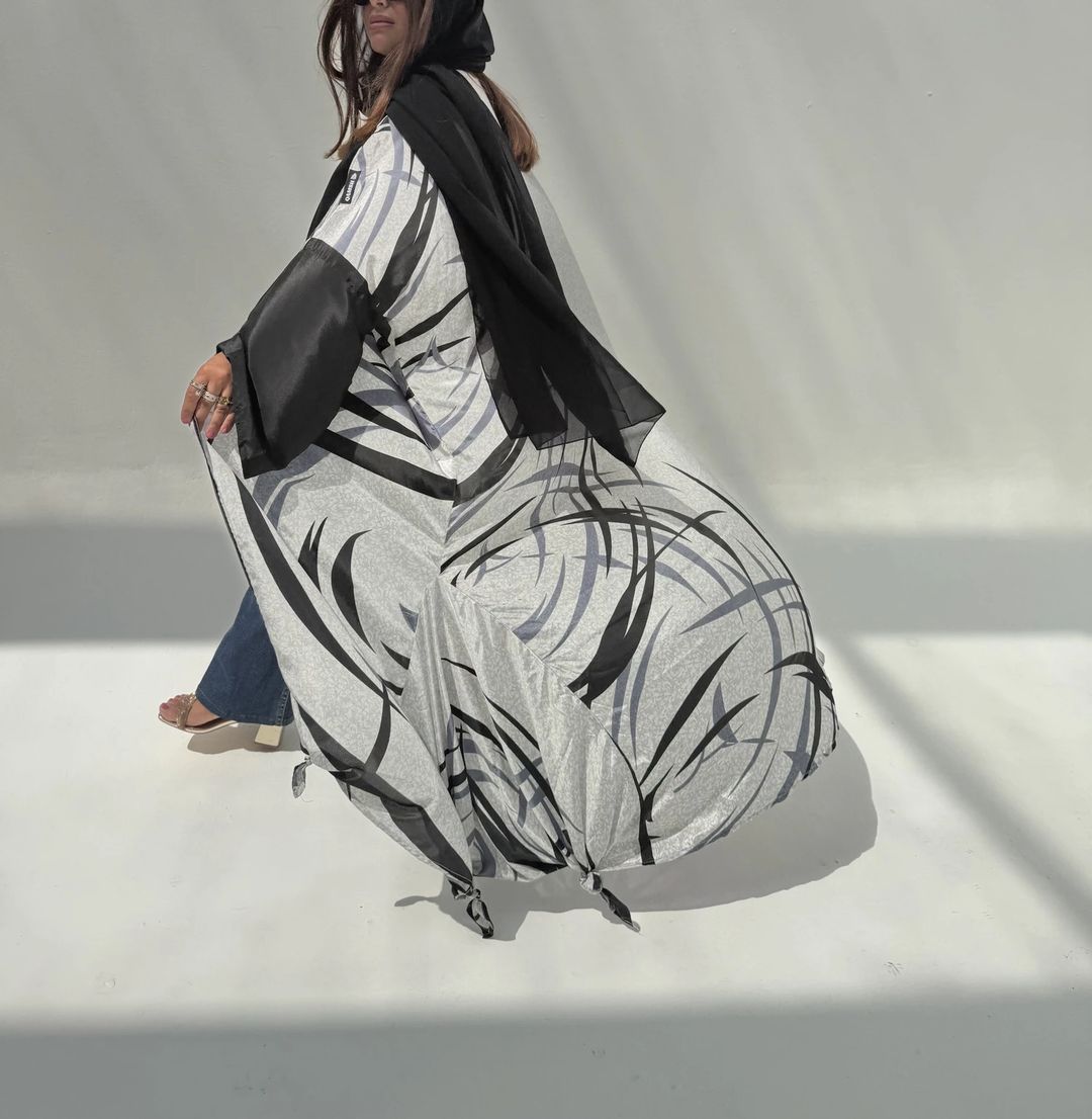 Silk Abaya M31 - 4