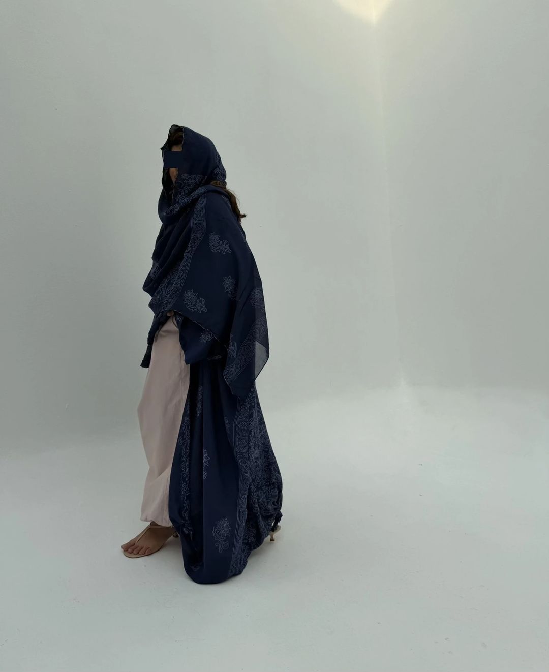 Silky Cotton Abaya w Cotton Tarha C4 - 7