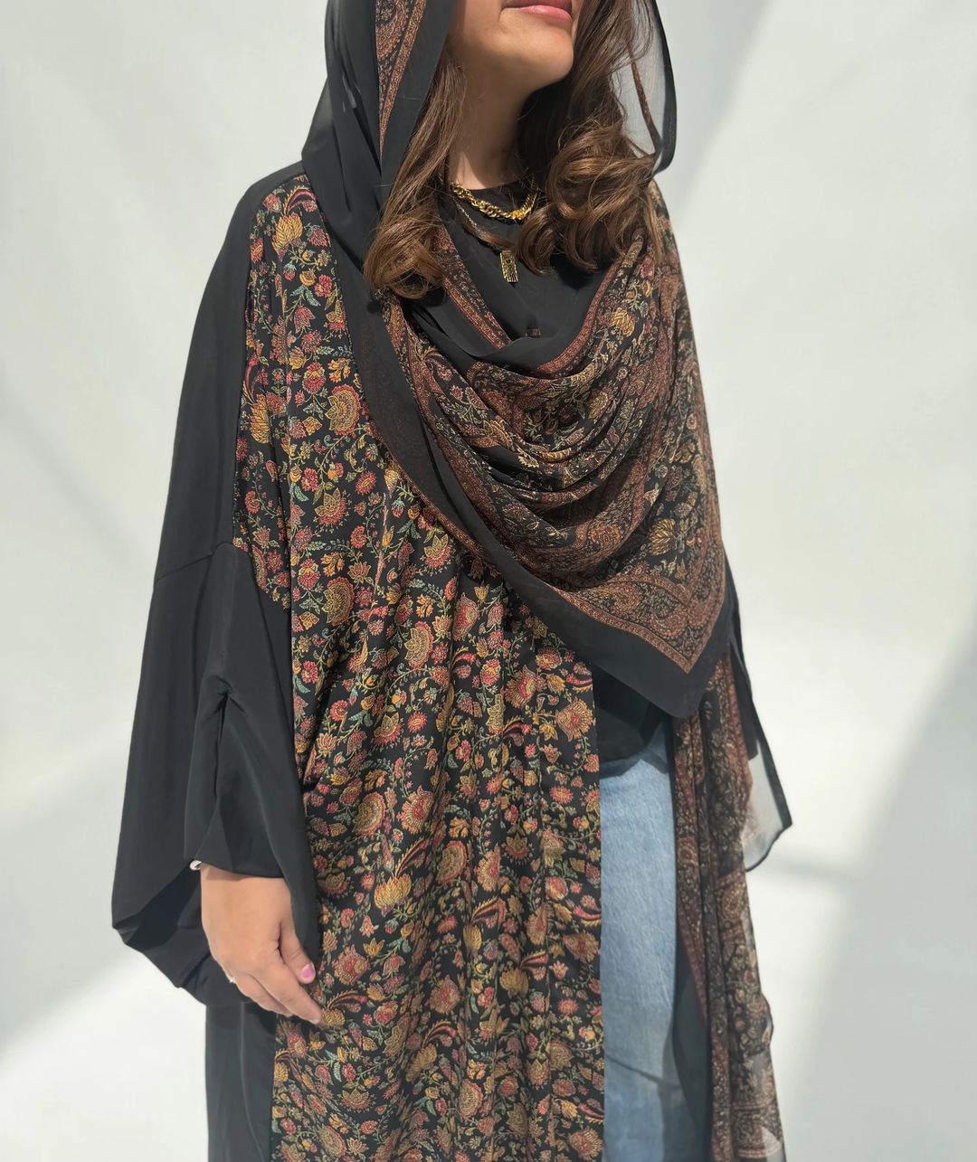 Crepe-Silk Abaya w Chiffon Tarha E13 - 4