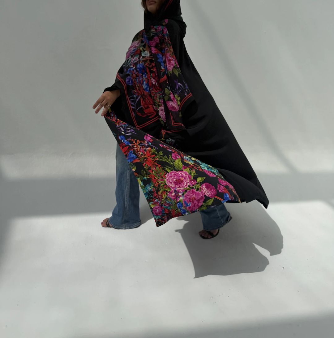Crepe-Silk Abaya w Chiffon Tarha E12 - 12