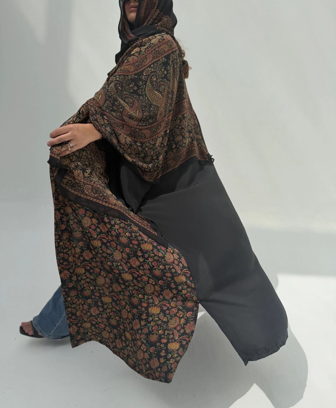 Crepe-Silk Abaya w Chiffon Tarha E13 - 11