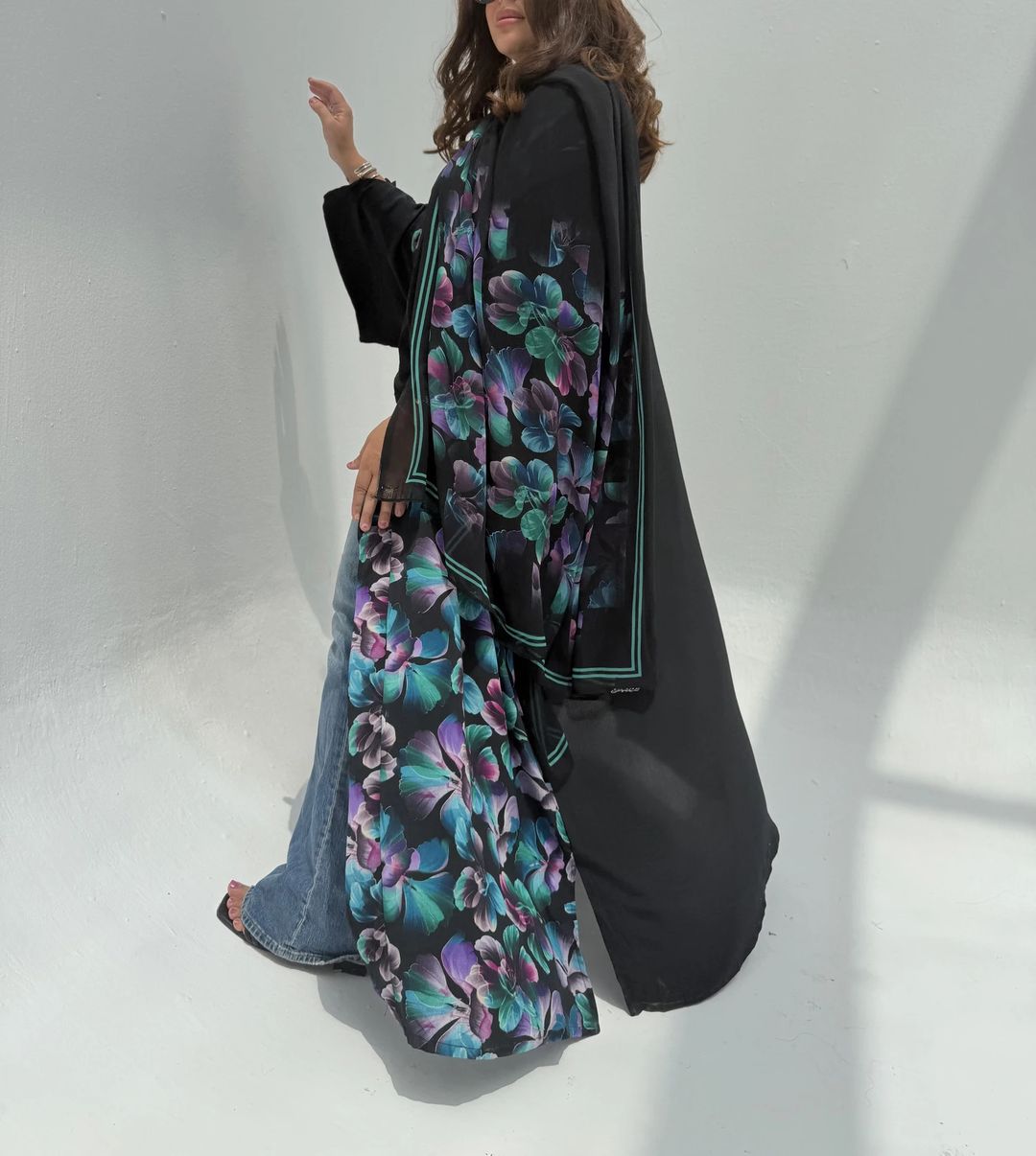 Crepe-Silk Abaya w Chiffon Tarha E3 - 2