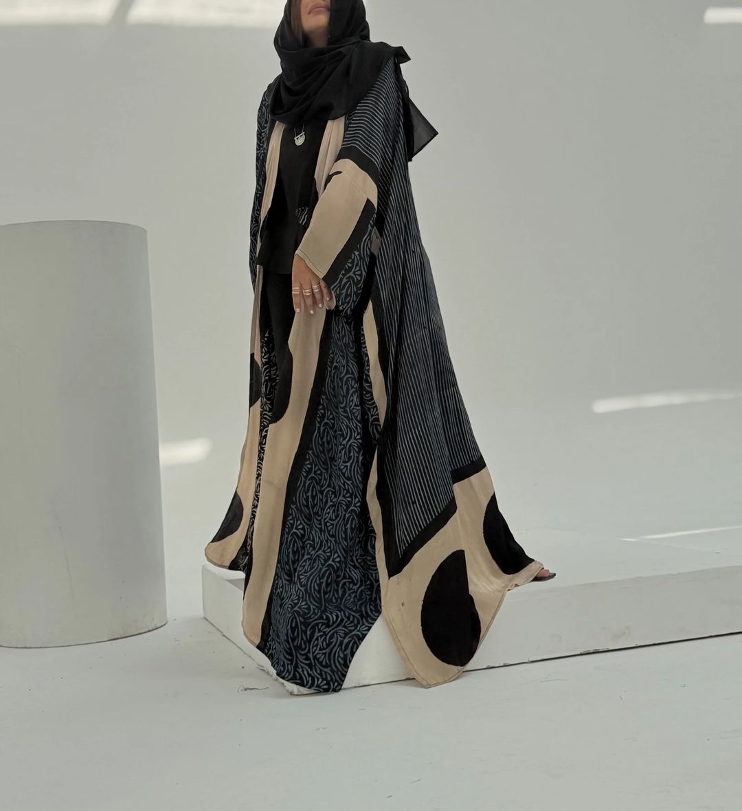Bisht Pure Silk Handblock Abaya A1 - 2