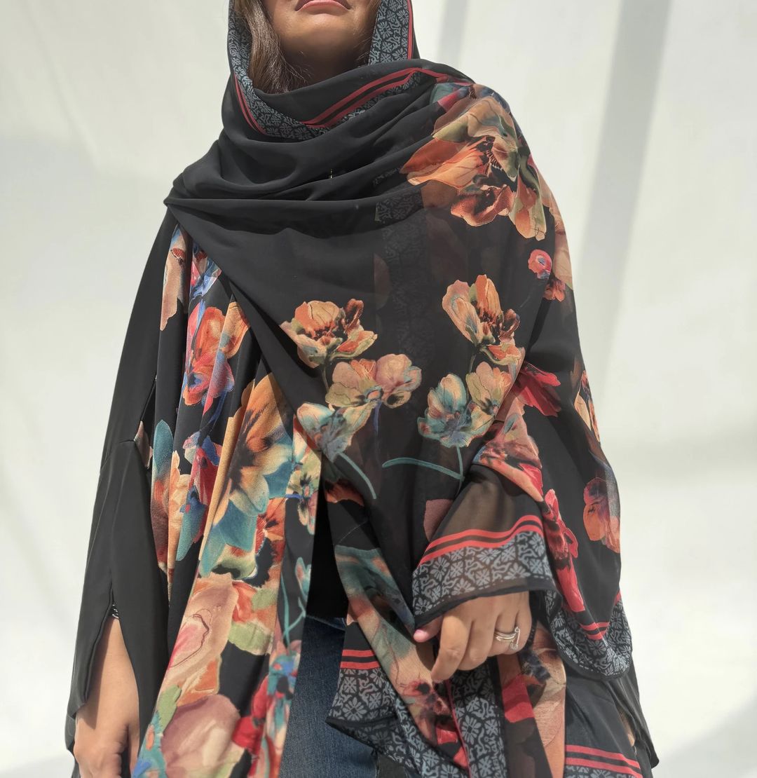 Crepe-Silk Abaya w Chiffon Tarha E6 - 6