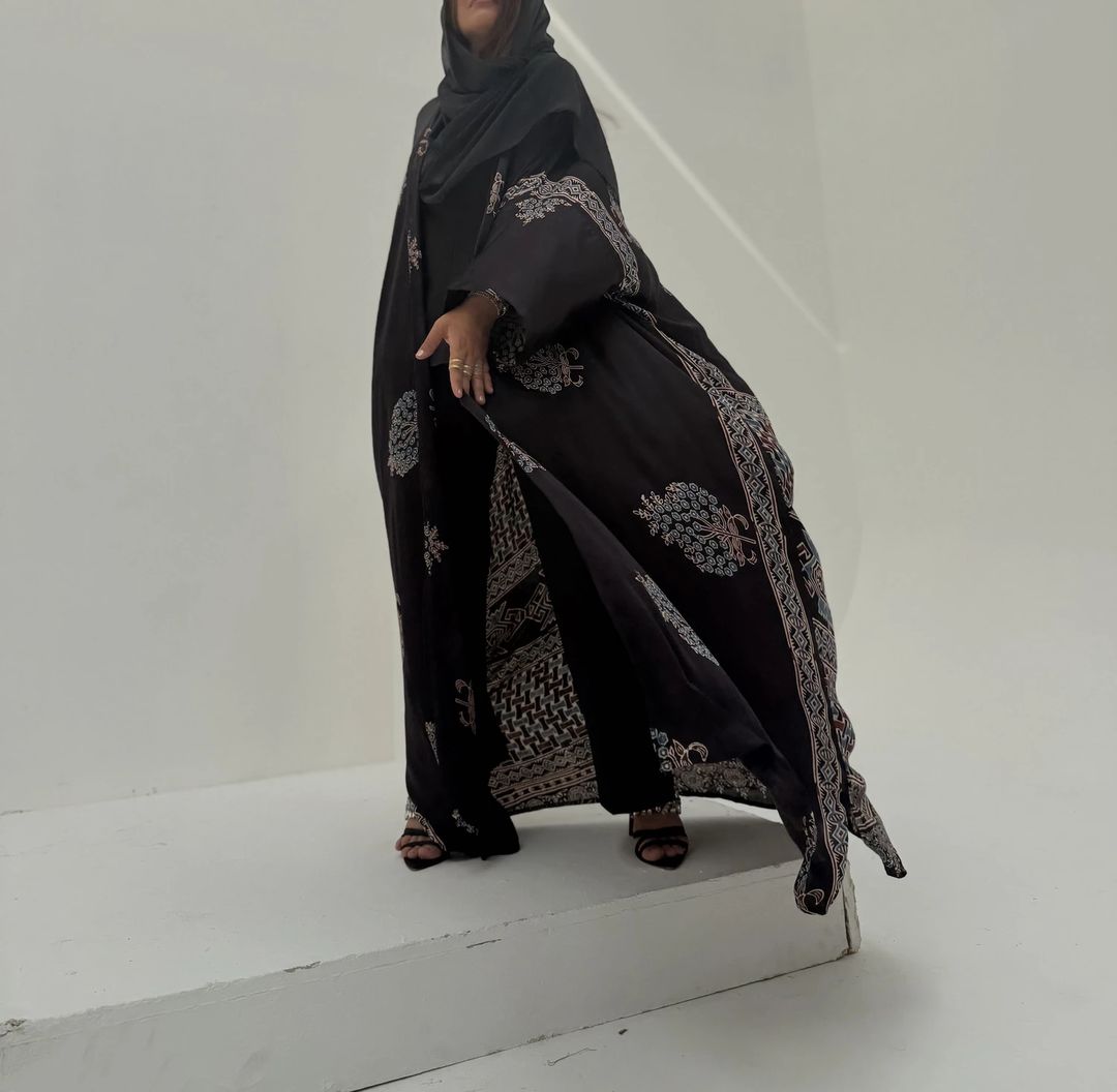 Bisht Pure Silk Handblock Abaya A7 - 5