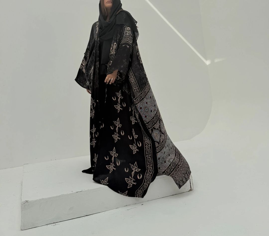 Bisht Pure Silk Handblock Abaya A6 - 11