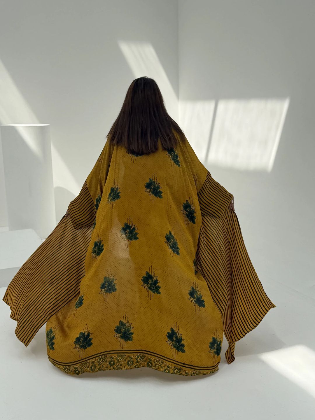 Bisht Pure Silk Handblock Abaya A15 - 2