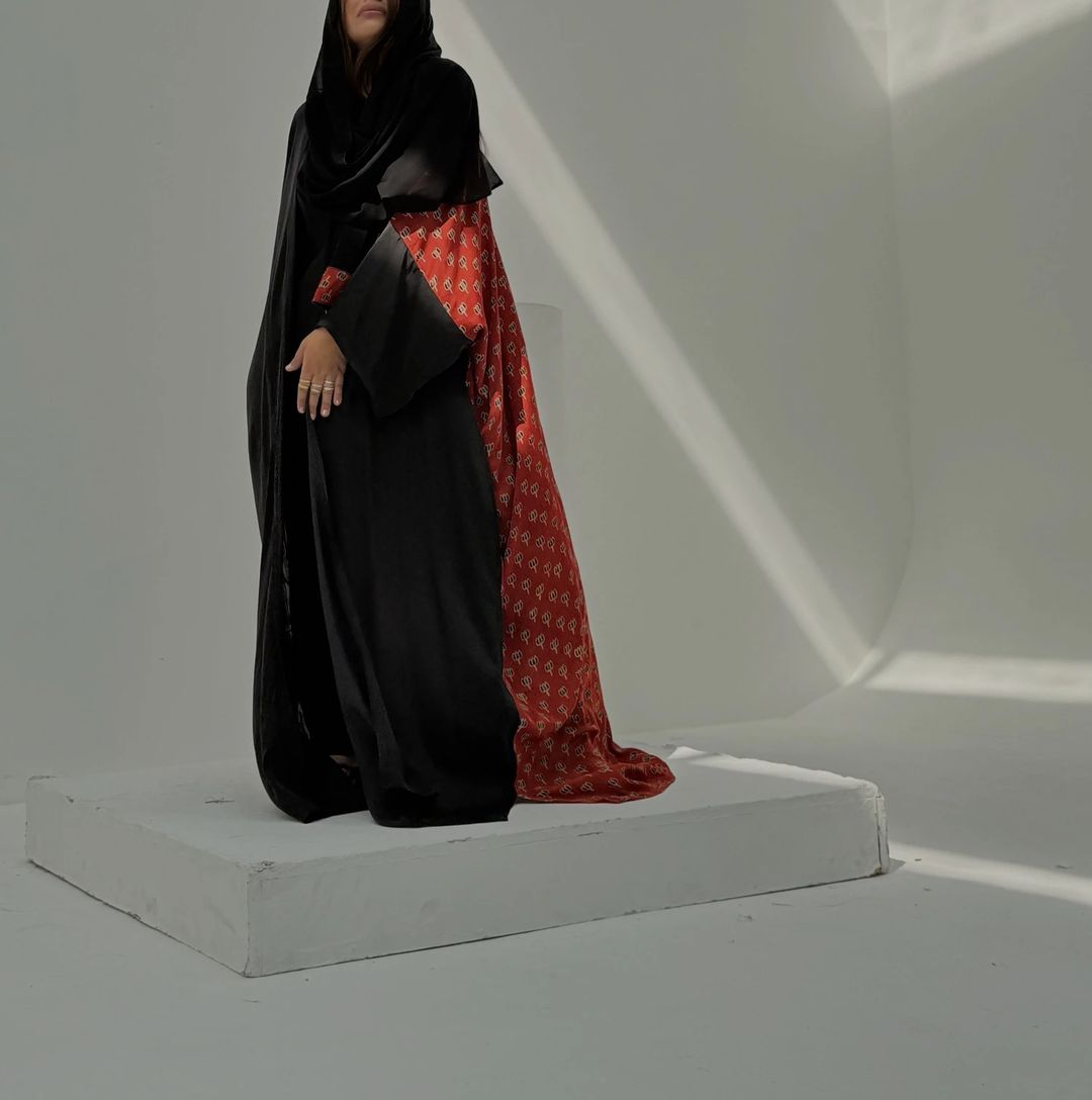 Bisht Pure Silk Handblock Abaya A19 - 5