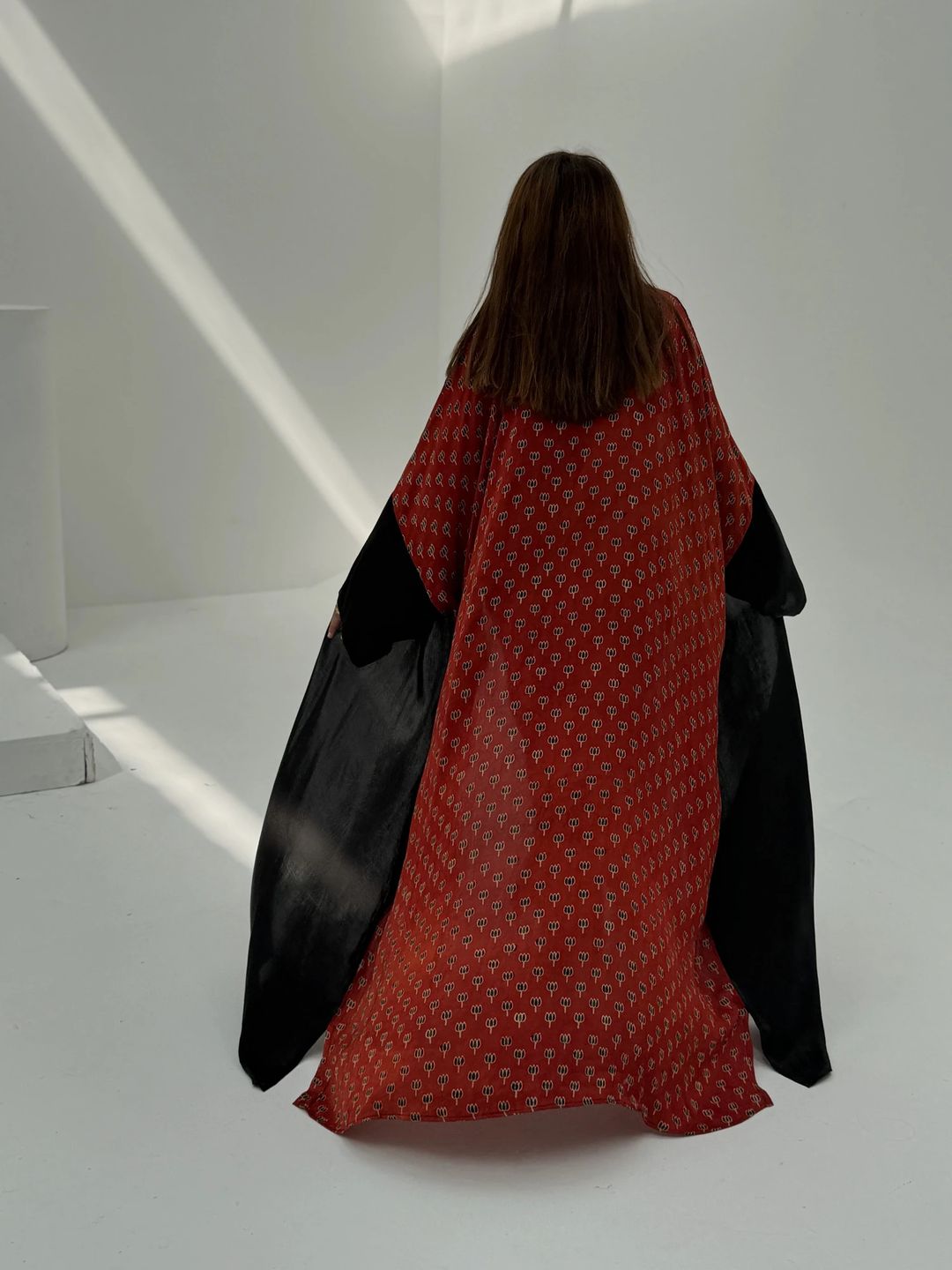 Bisht Pure Silk Handblock Abaya A19 - 3