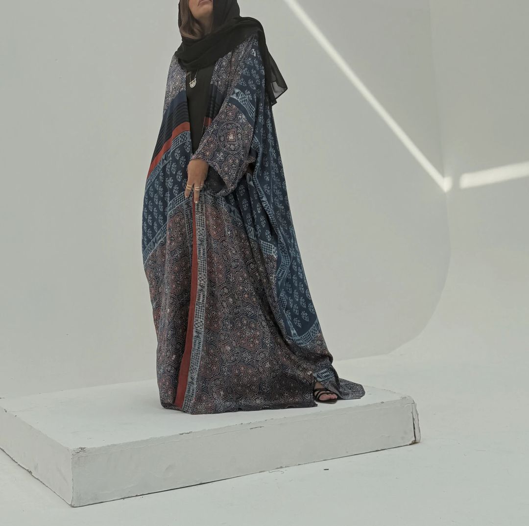 Bisht Pure Silk Handblock Abaya A4 - 10