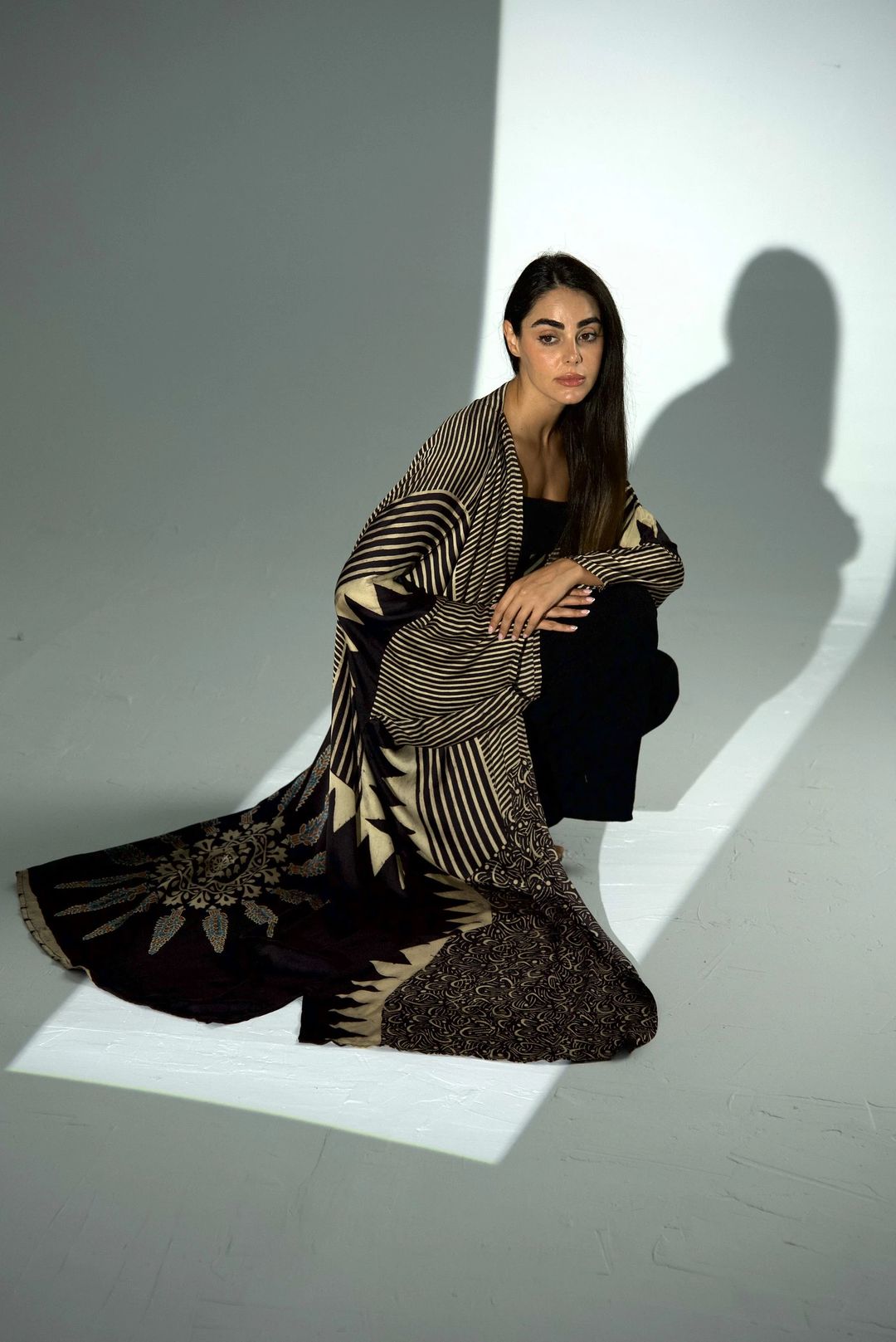 Bisht Pure Silk Handblock Abaya A38 - 1