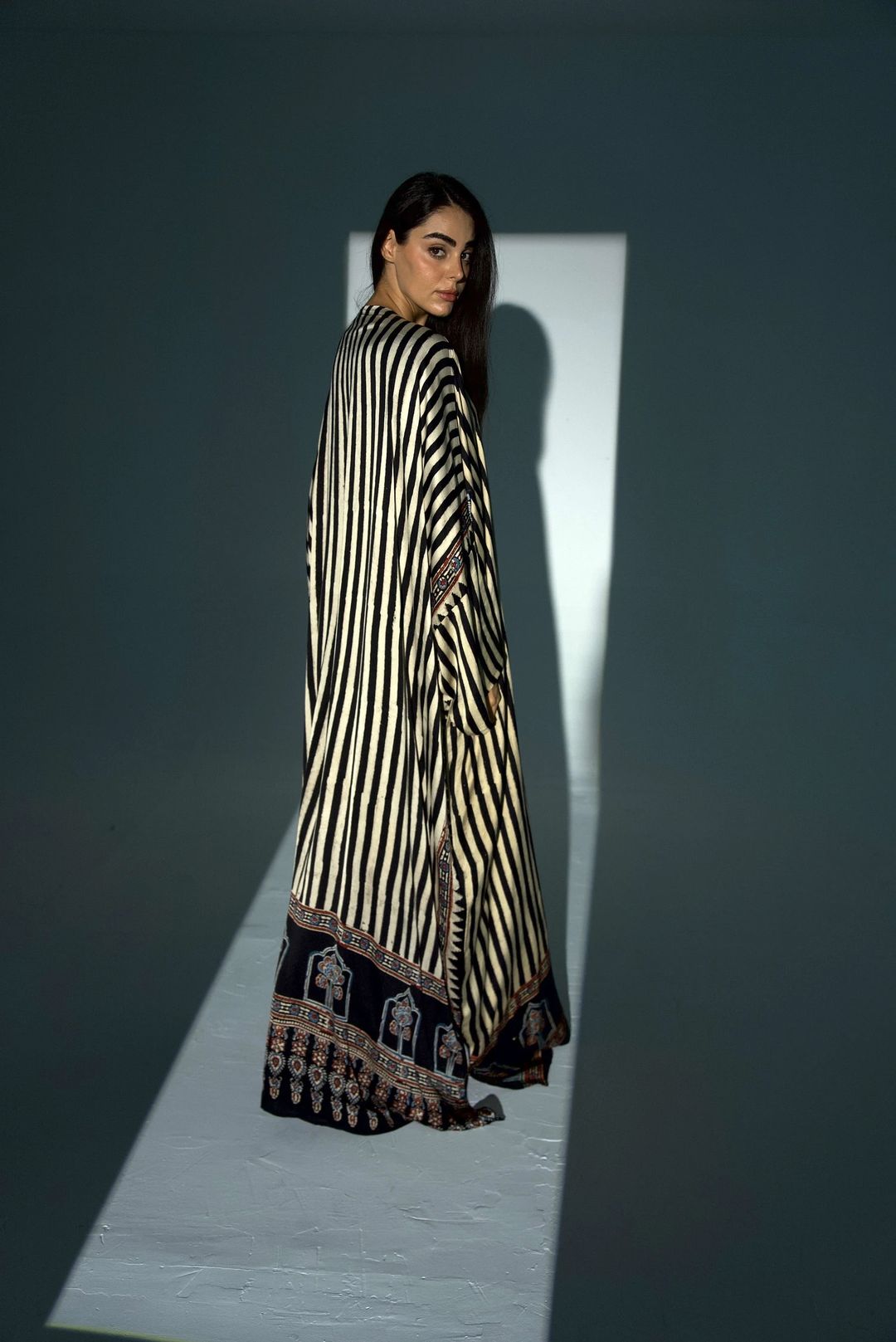 Bisht Pure Silk Handblock Abaya A22 - 6