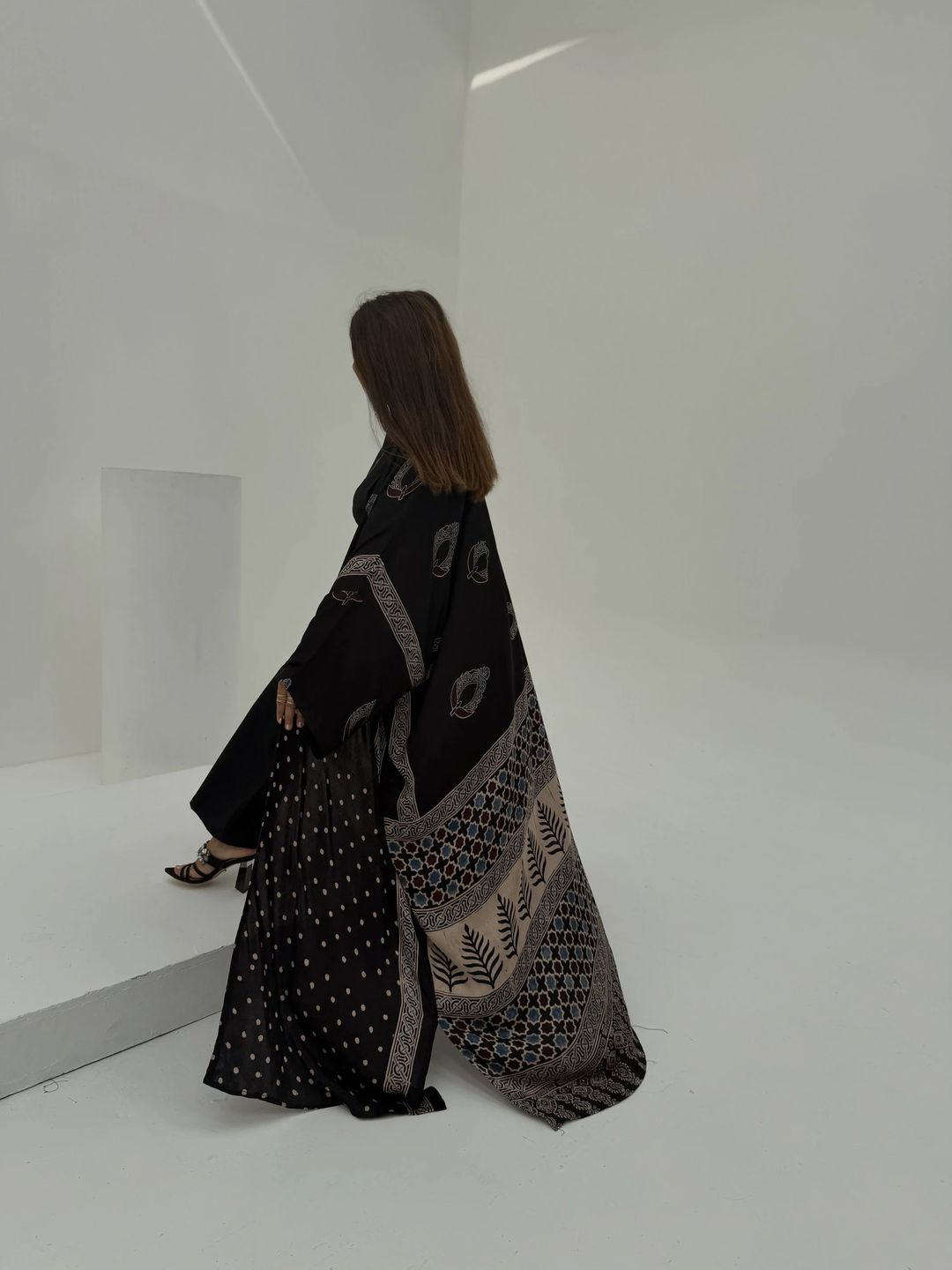 Bisht Pure Silk Handblock Abaya A9 - 3