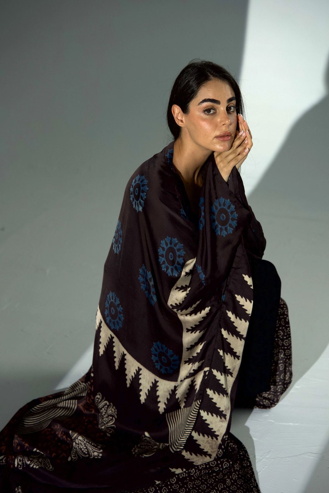 Bisht Pure Silk Handblock Abaya A35 - 11