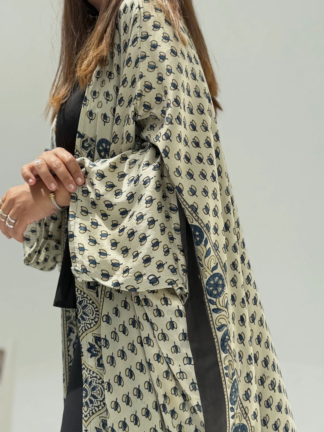 Bisht Pure Silk Handblock Abaya A12 - 9