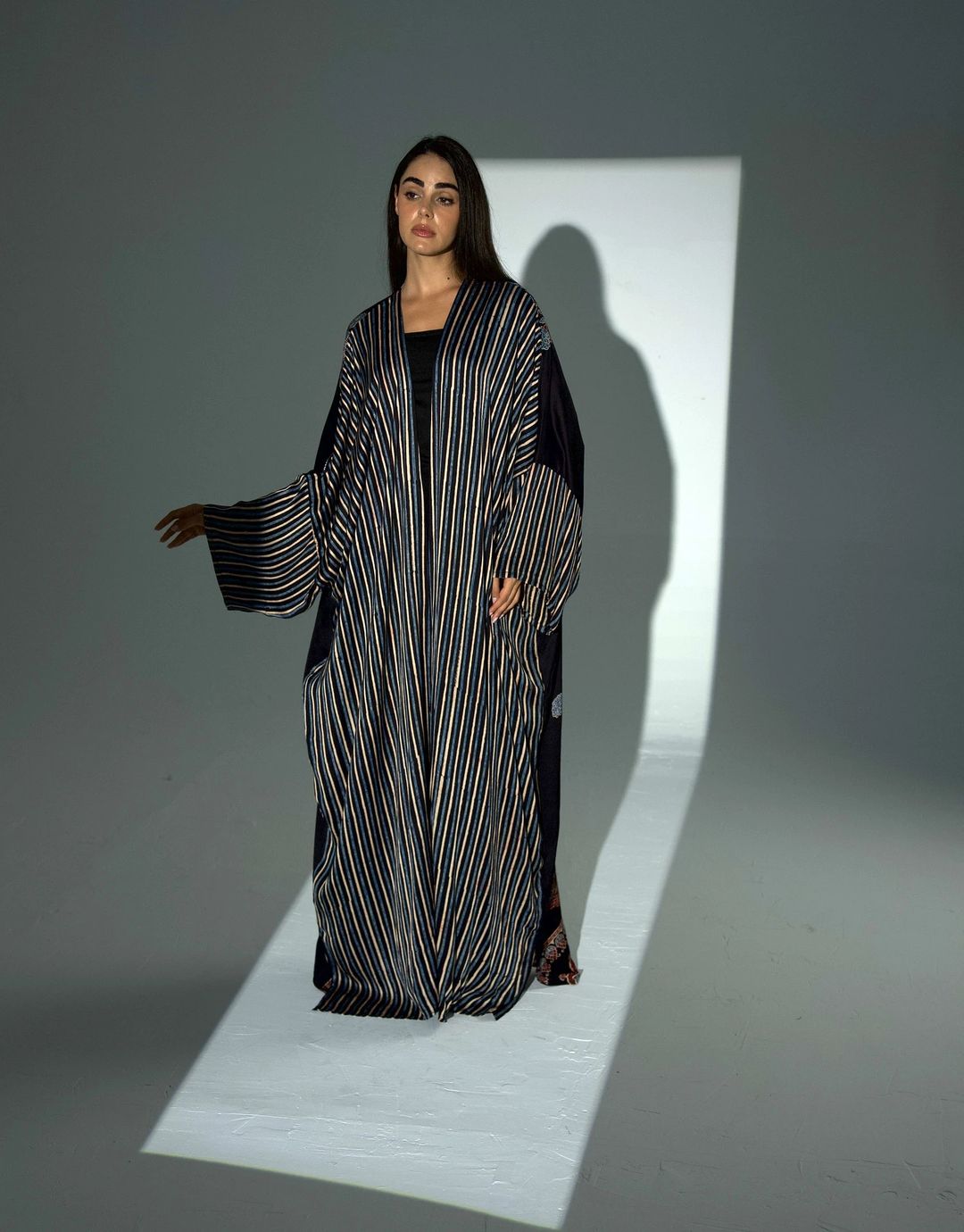 Bisht Pure Silk Handblock Abaya A27 - 2