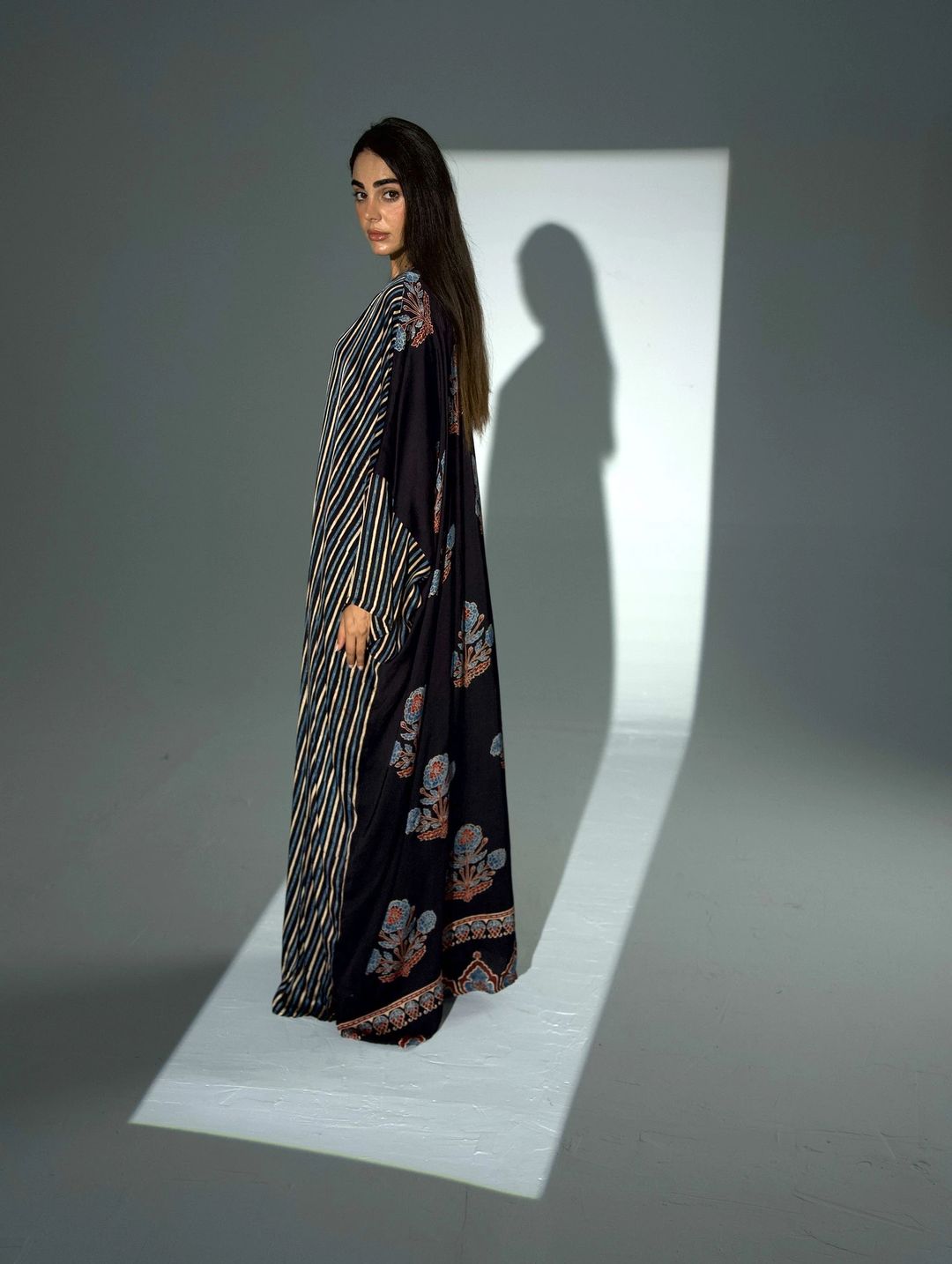 Bisht Pure Silk Handblock Abaya A27 - 8