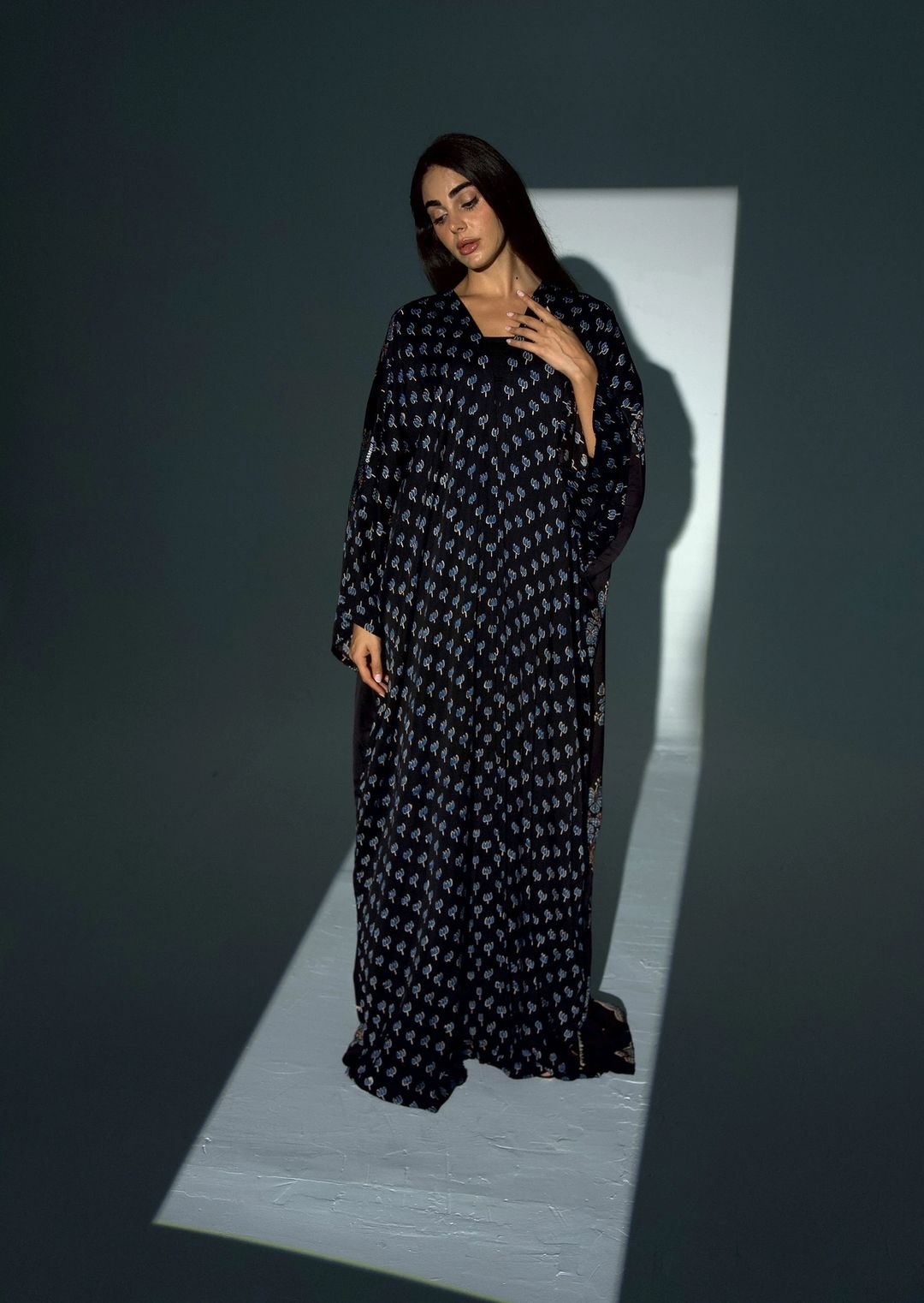 Bisht Pure Silk Handblock Abaya A23 - 4