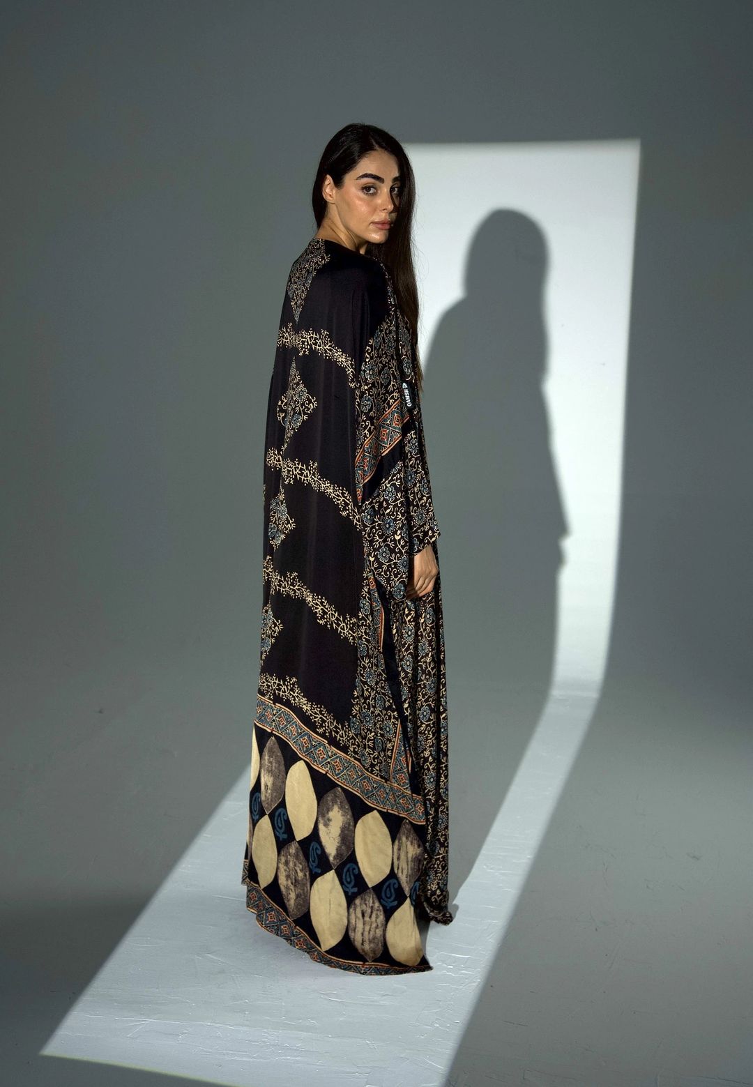 Bisht Pure Silk Handblock Abaya A28 - 2