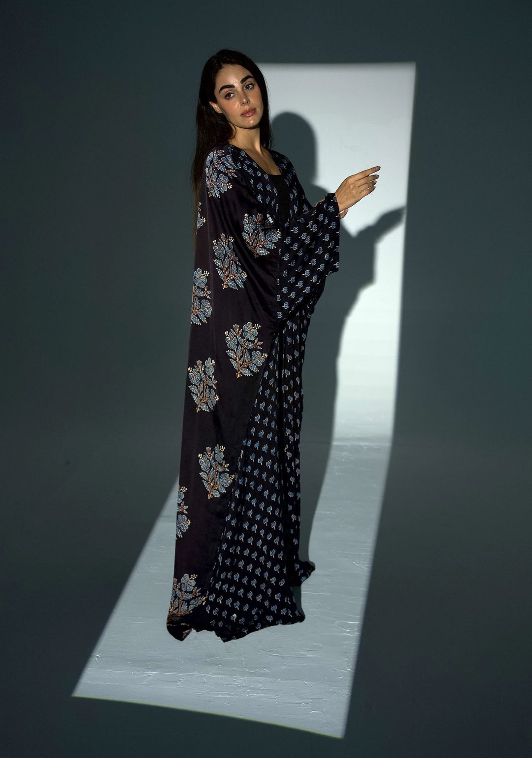 Bisht Pure Silk Handblock Abaya A23 - 11