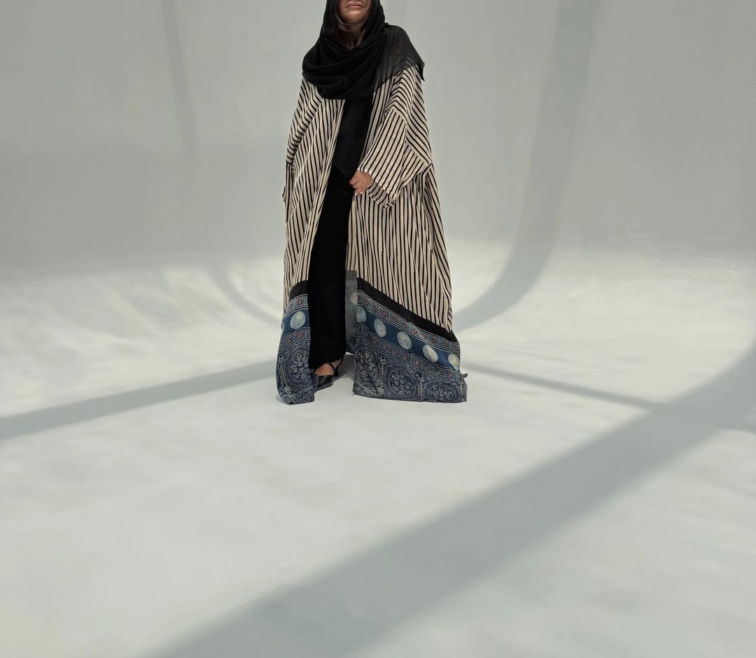 Bisht Pure Silk Handblock Abaya M1 - 4