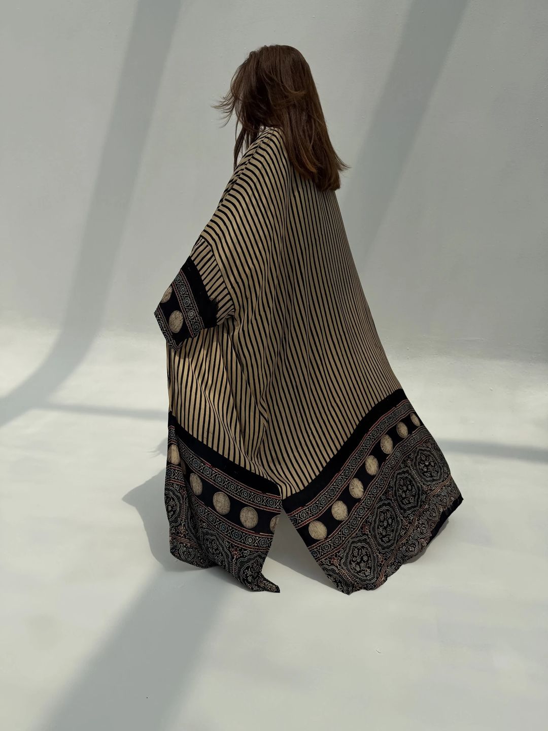 Bisht Pure Silk Handblock Abaya M4 - 8