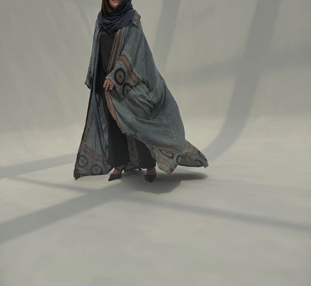 Bisht Pure Silk Handblock Abaya M8 - 10