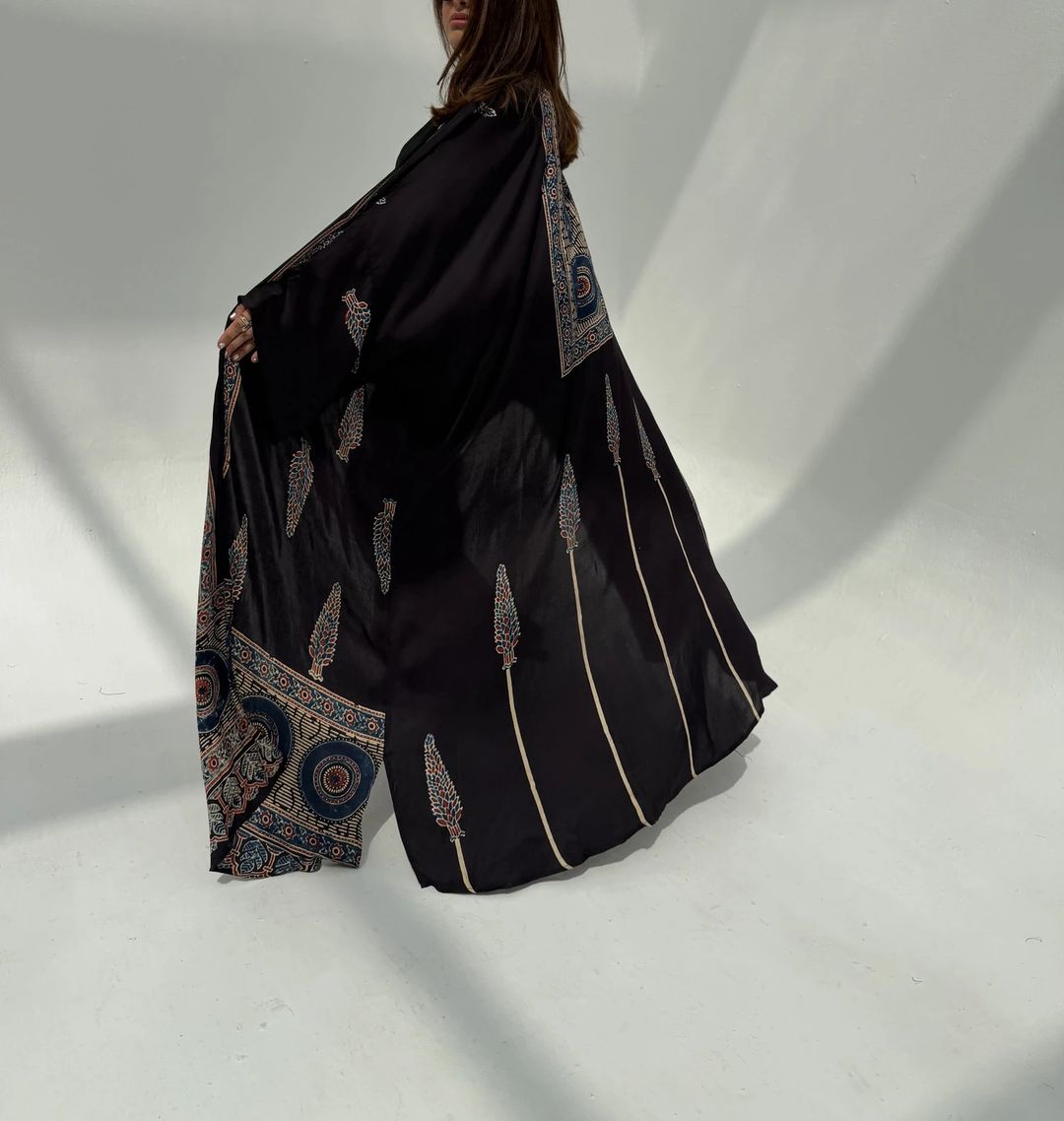 Bisht Pure Silk Handblock Abaya M15 - 1