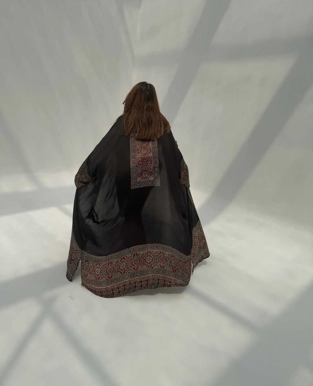 Bisht Pure Silk Handblock Abaya M12 - 5