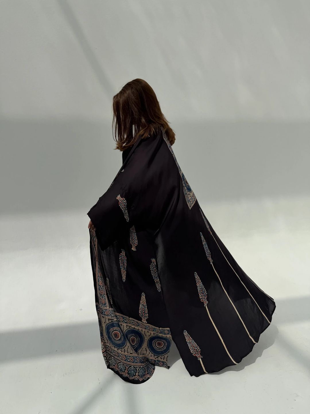 Bisht Pure Silk Handblock Abaya M15 - 6