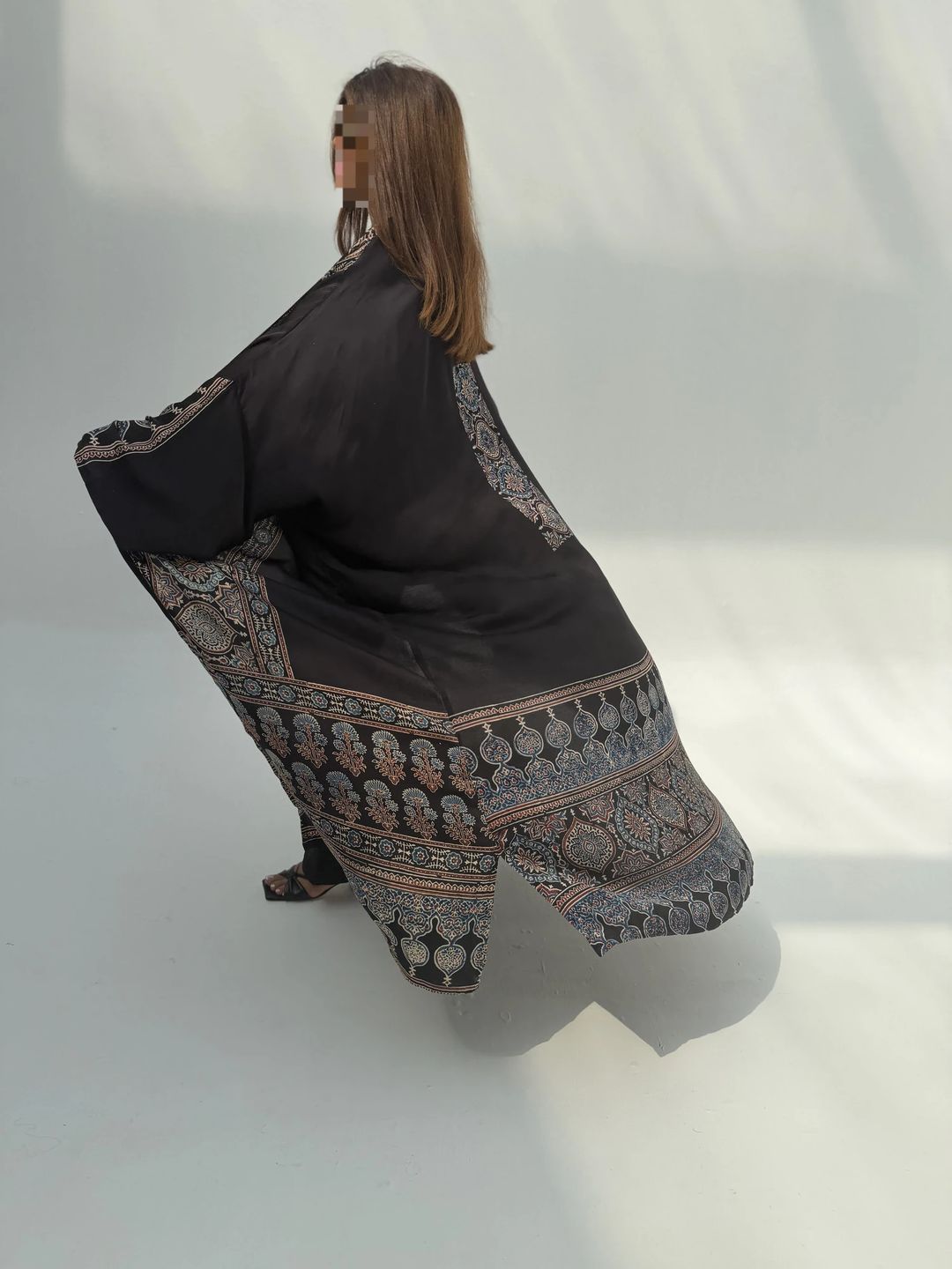 Bisht Pure Silk Handblock Abaya C13 - 5