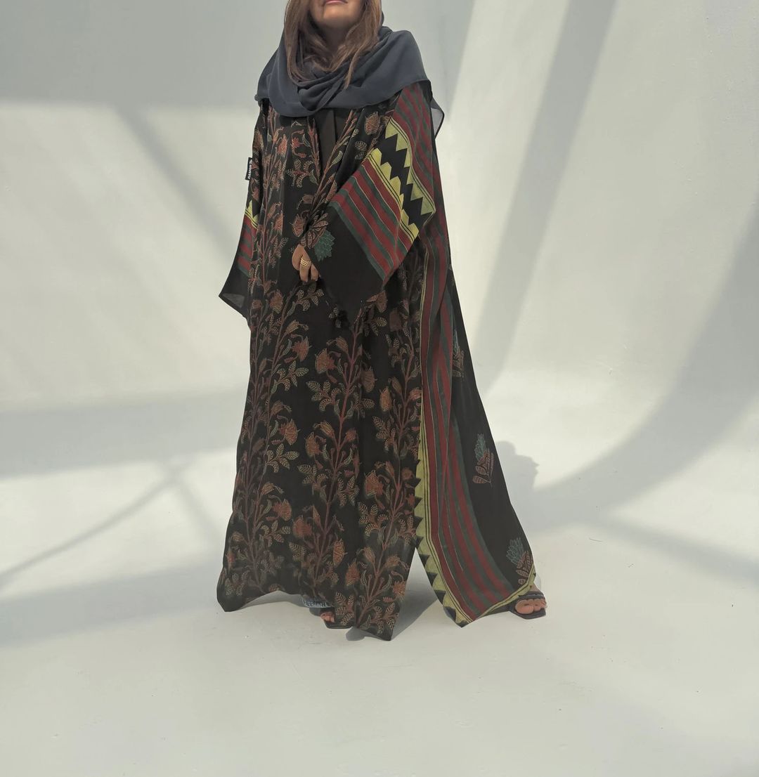 Bisht Pure Silk Handblock Abaya U16 - 11