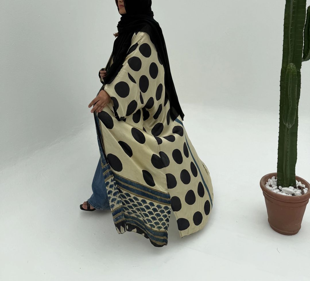 Bisht Pure Silk Handblock Abaya U 11 - 9