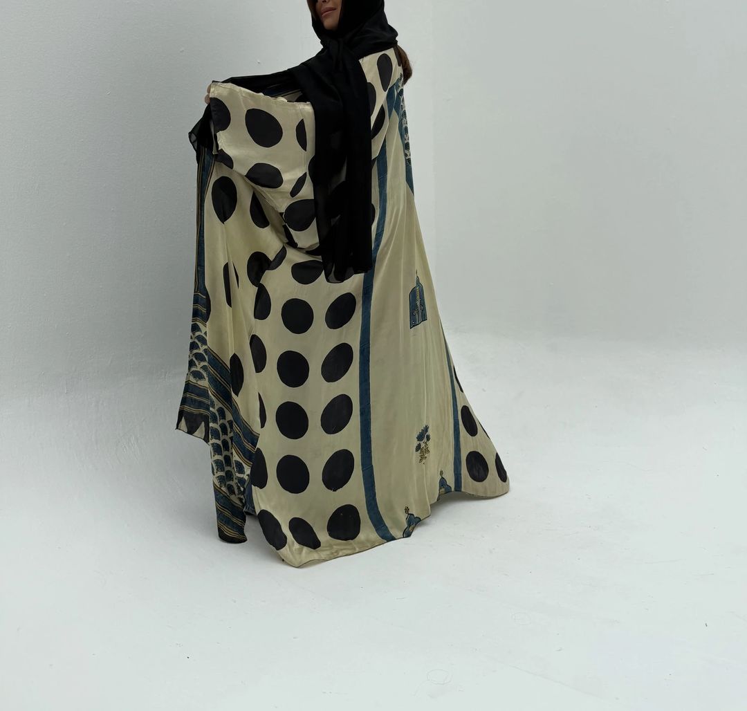 Bisht Pure Silk Handblock Abaya U 11 - 12