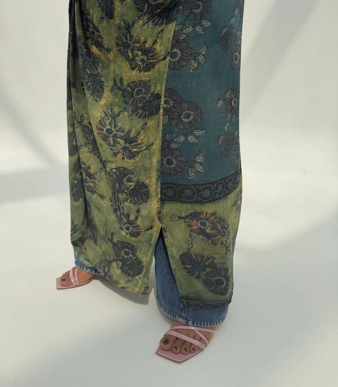 Bisht Pure Silk Handblock Abaya U 10 - 4