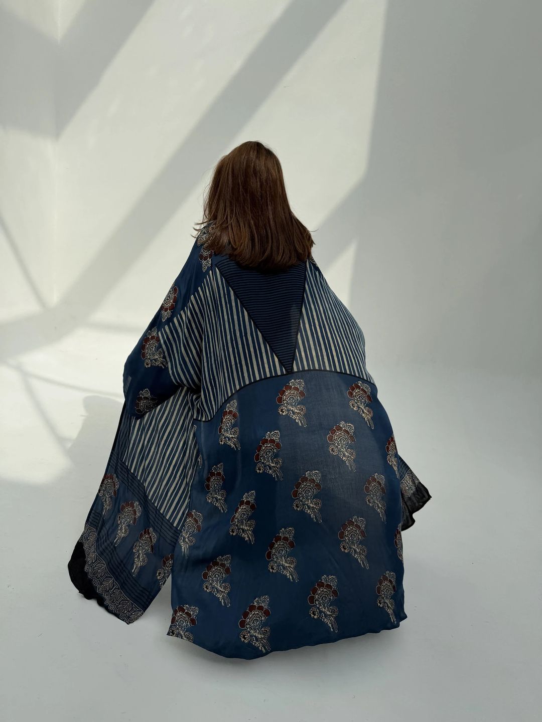 Bisht Pure Silk Handblock Abaya M14 - 2