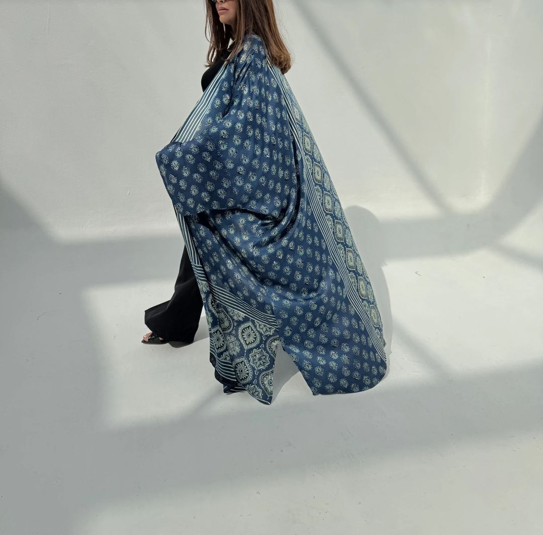 Bisht Pure Silk Handblock Abaya C18 - 4