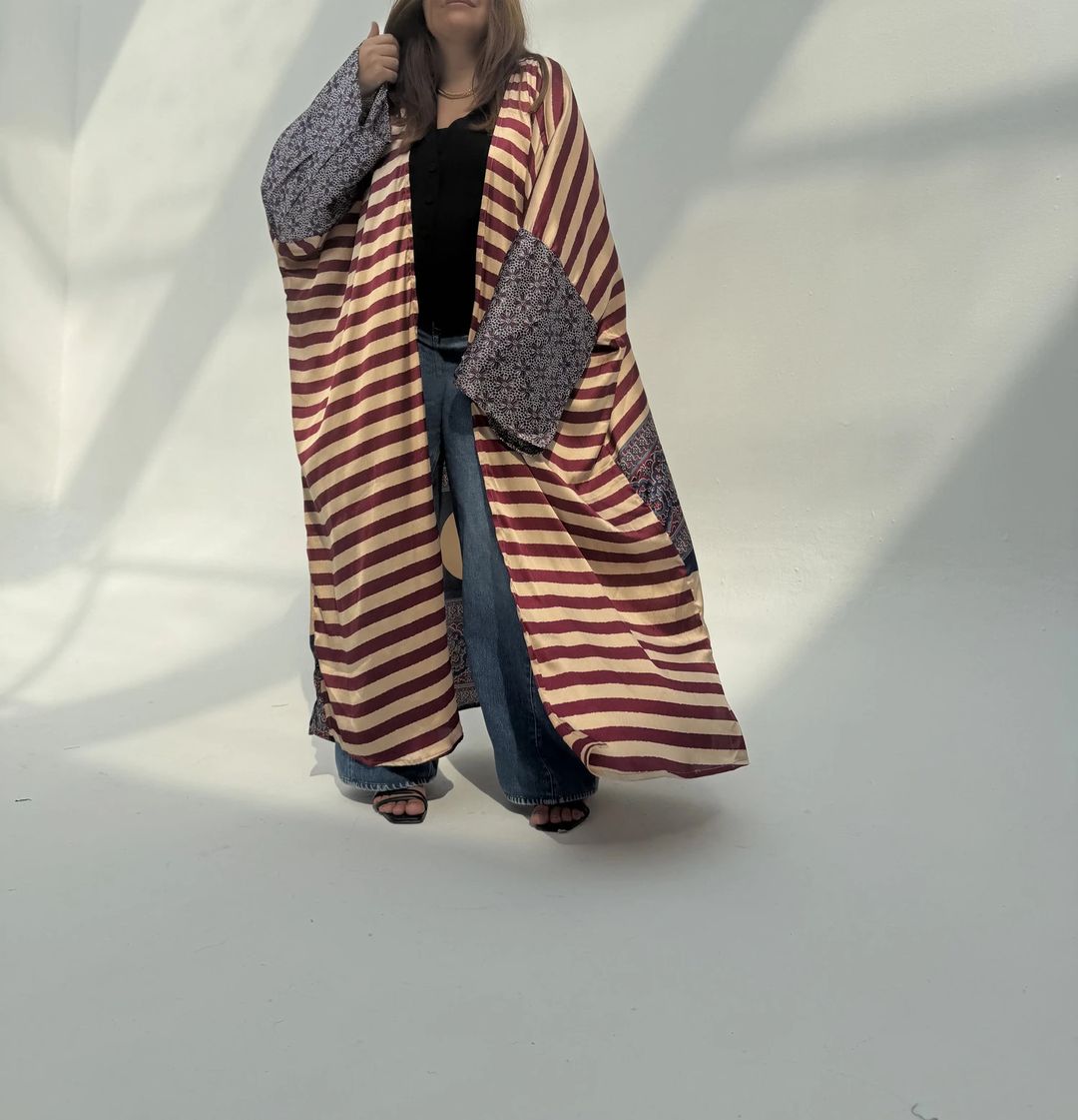 AS-IS Light Crepe Digital Print Bisht Abaya C3 - 9