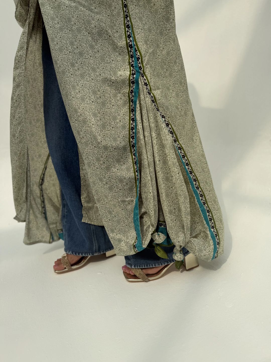 Silk Abaya C45 - 4